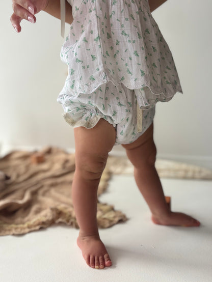 Cottage Bloomer, Petite Fleur